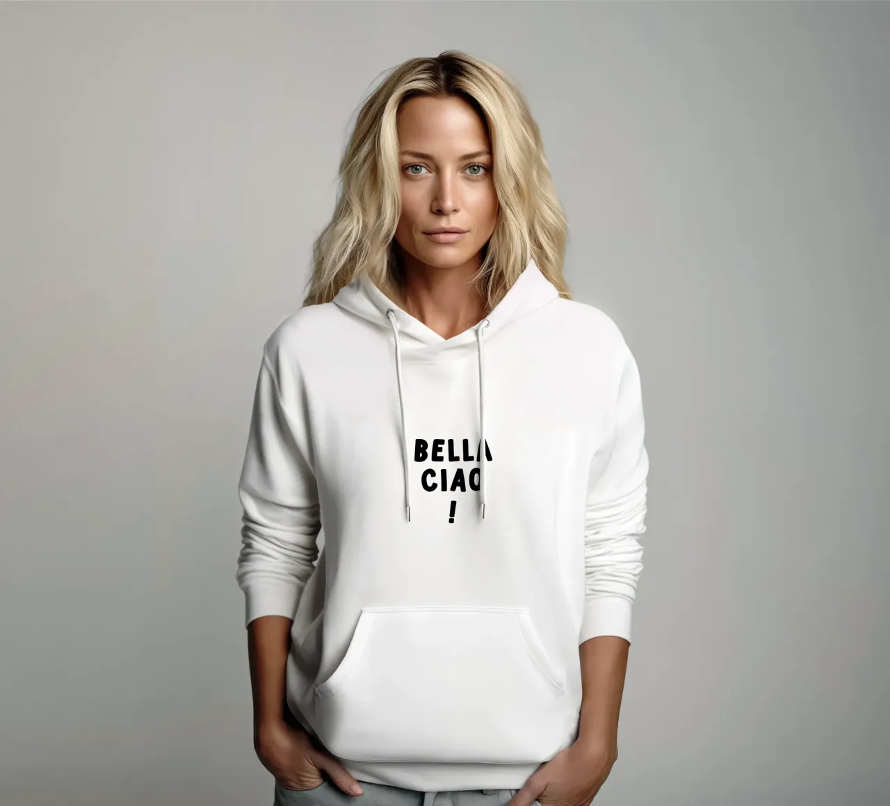 Bella Ciao felpa con cappuccio da YV TYPOGRAPHY
