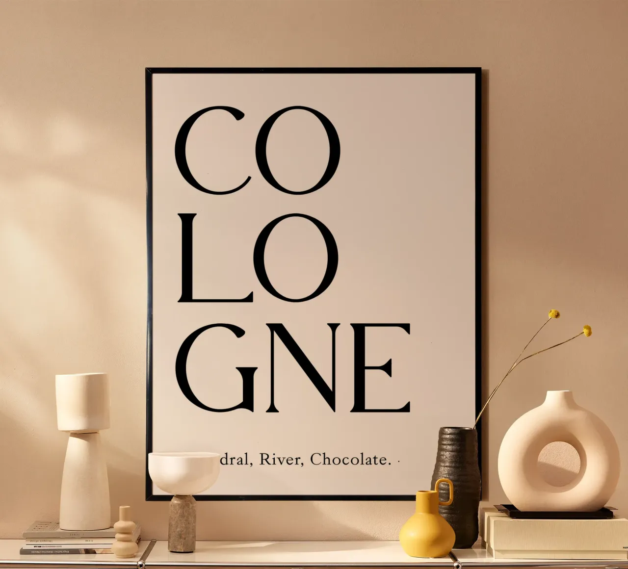 Tipografia Colonia poster con telaio in plastica da YV TYPOGRAPHY