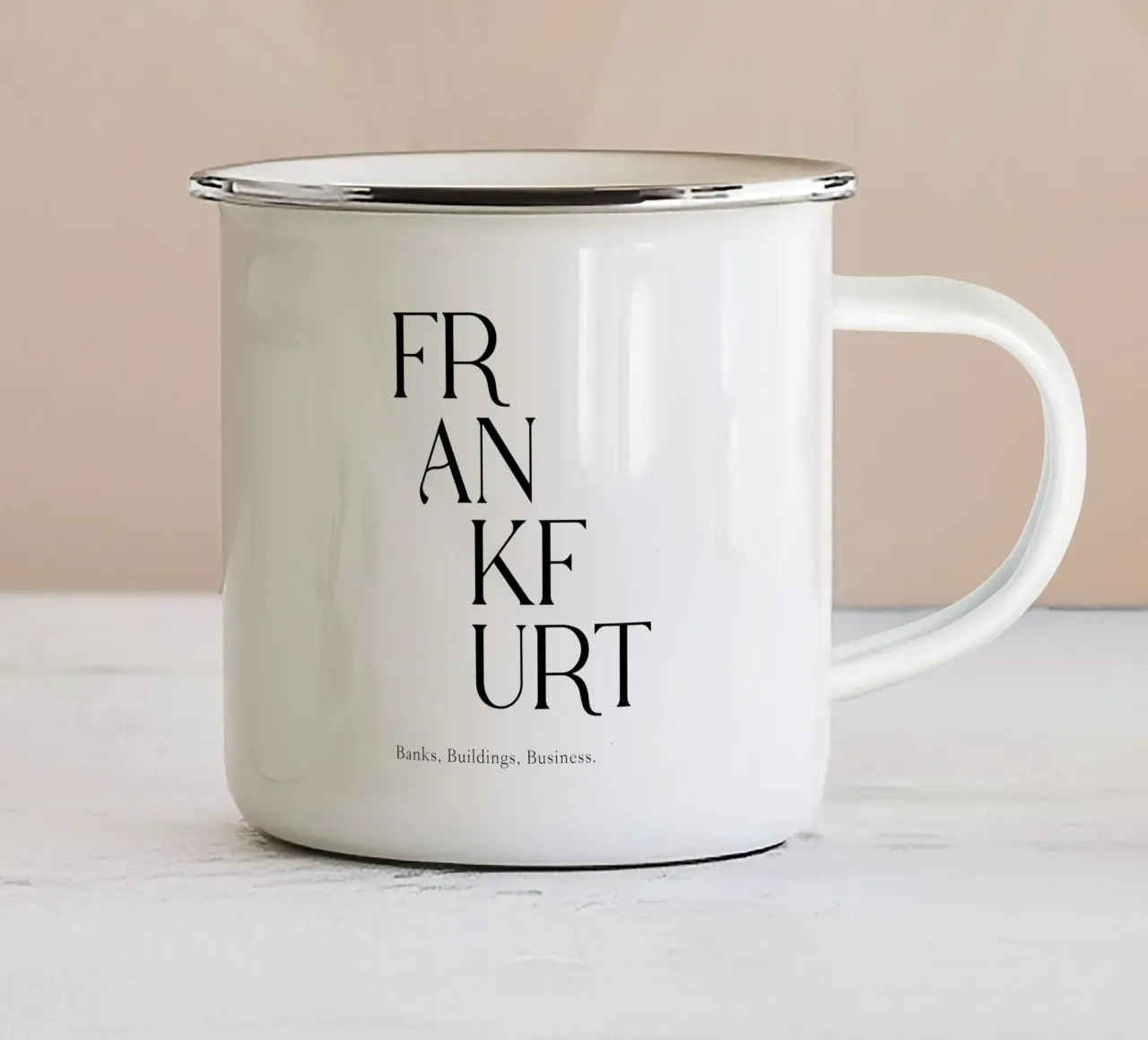 Francoforte Tipografia tazza in smalto da YV TYPOGRAPHY