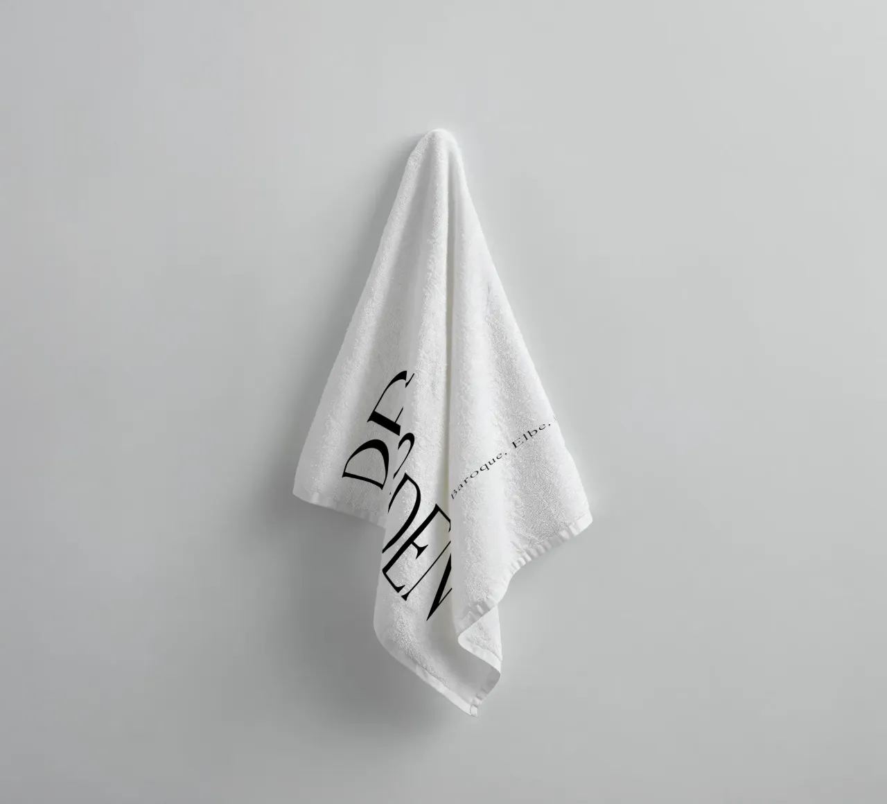 Tipografia di Dresda asciugamano da bagno da YV TYPOGRAPHY