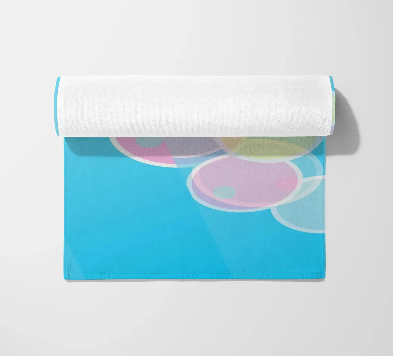 Cerchi astratti color pastello, bolle di sapone o palloncini telo mare da Something for you