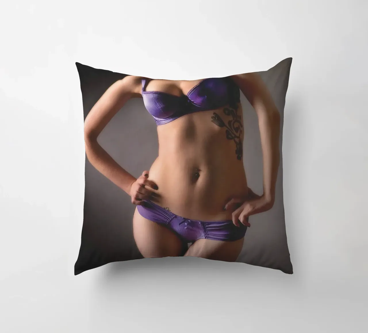 EDV in Purple cuscino da Dave Hare Photography
