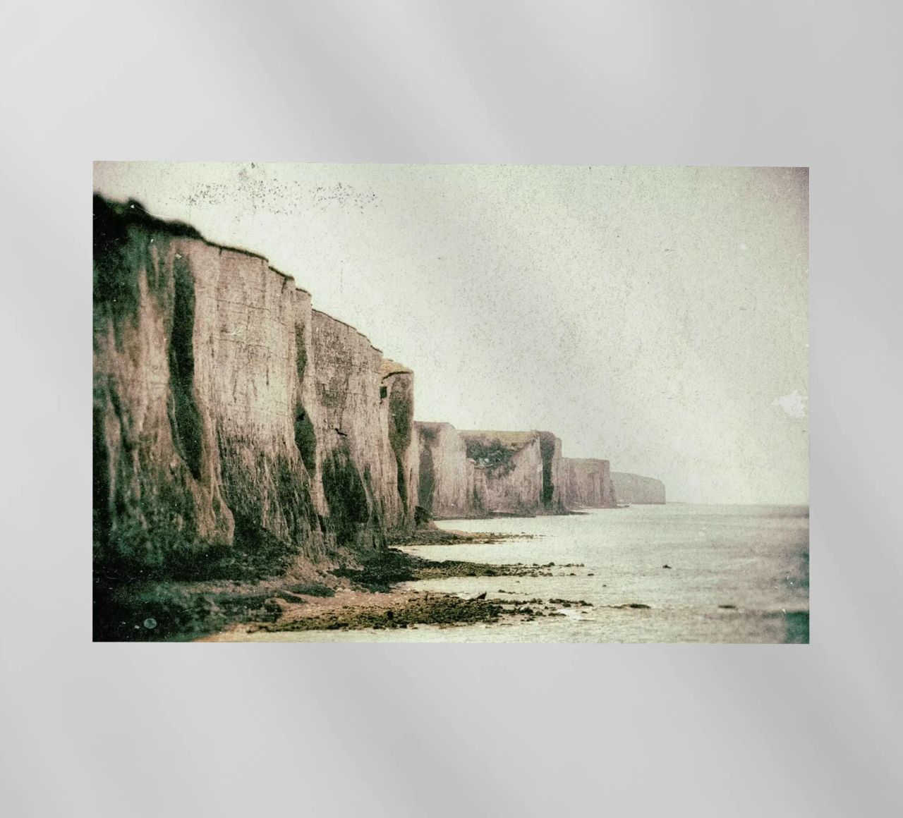 The Cliffs pellicola backlit da JaySan Studio