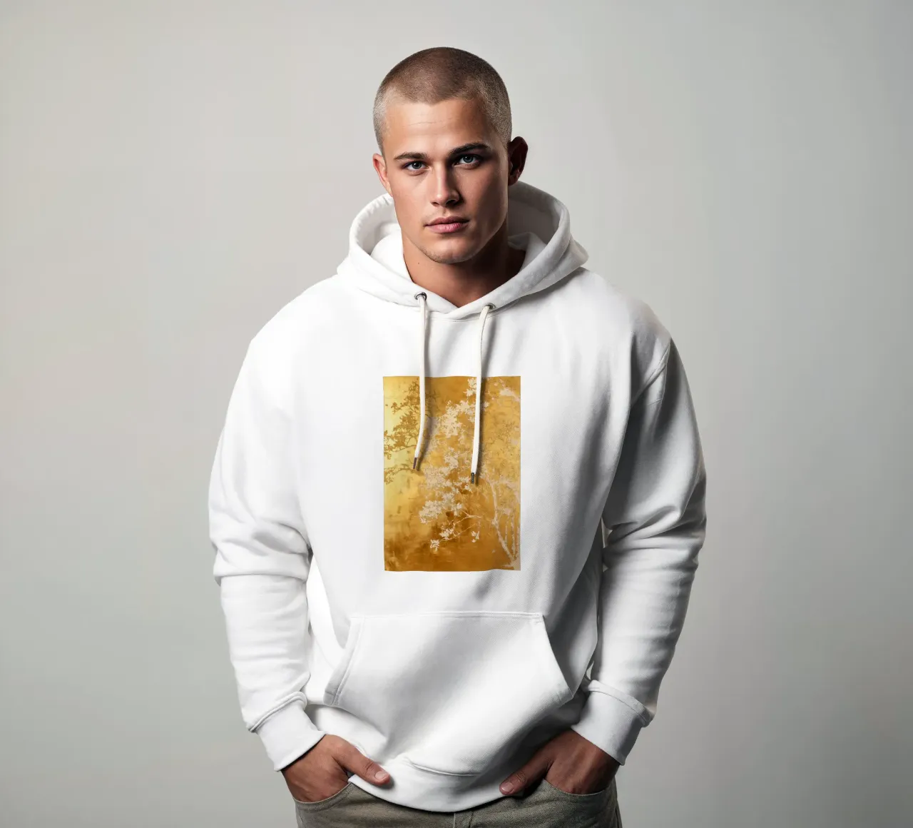 Albero artistico bianco e oro felpa con cappuccio da Justyna Jaszke JBJart
