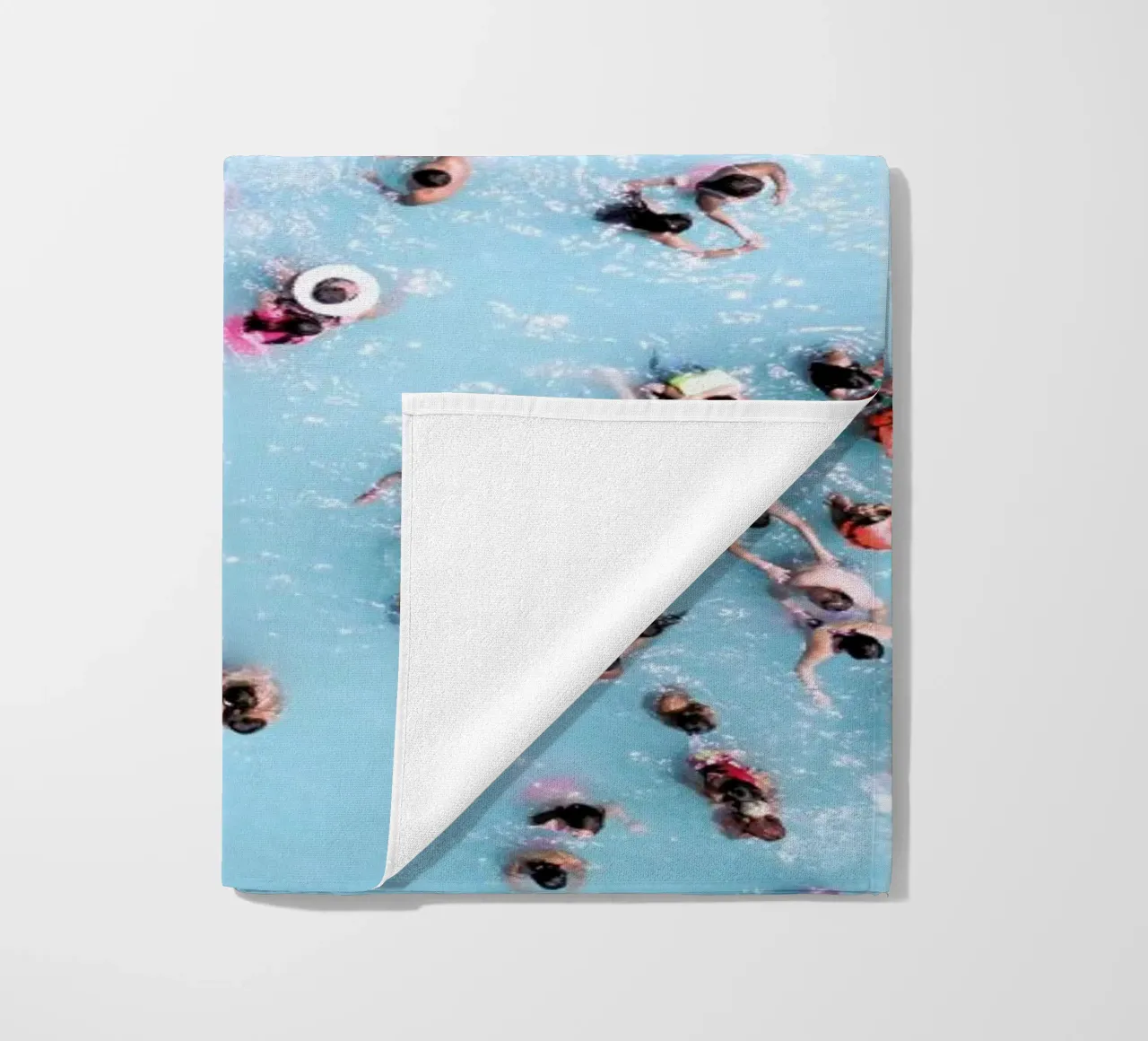 Caldo beach towel by ROBERTO H