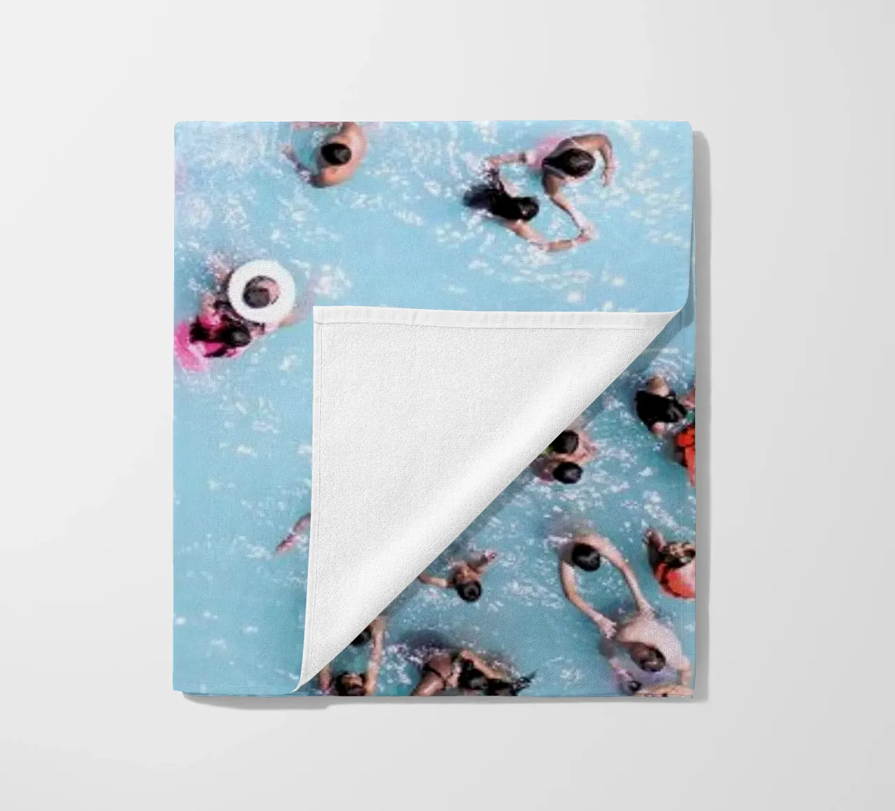 Caldo beach towel by ROBERTO H