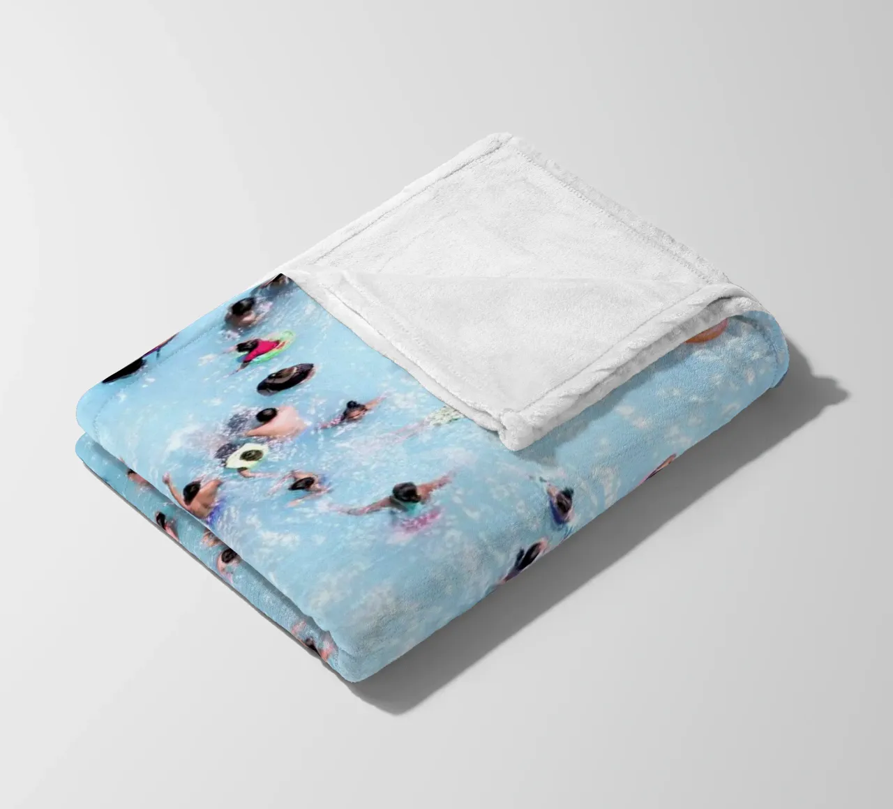 Caldo fleece blanket by ROBERTO H