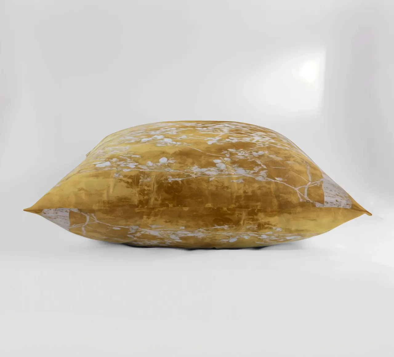 Albero artistico bianco e oro cuscino da Justyna Jaszke JBJart