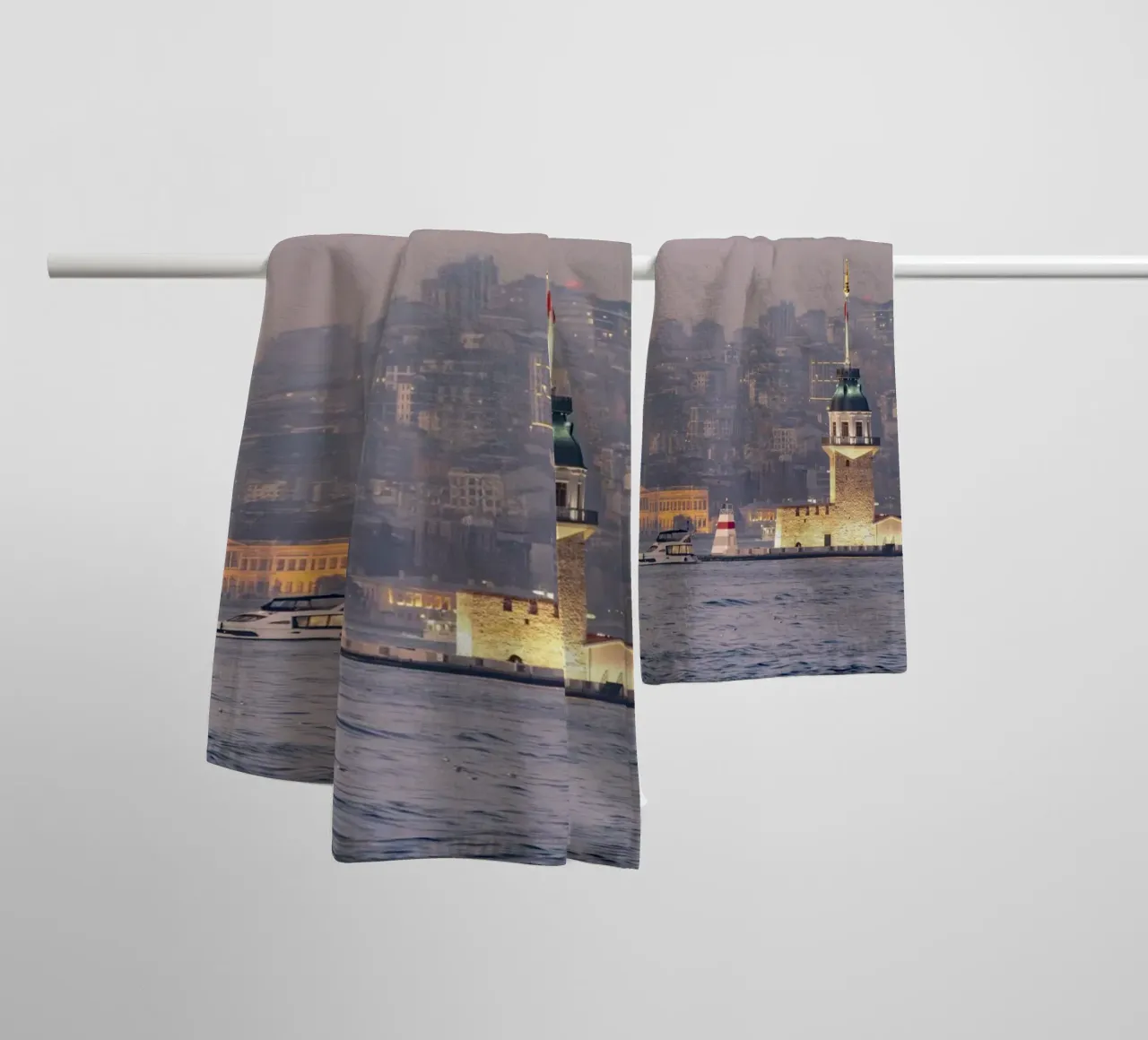 Jungfrauenturm Istanbul asciugamano da bagno da Reisefotografie - Bilder aus aller Welt