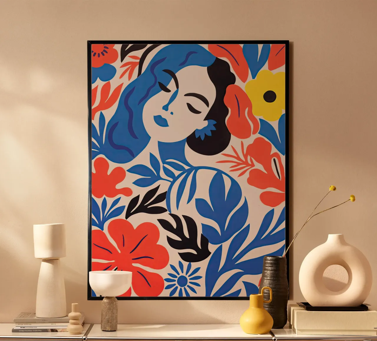 Ritratto a luce di piuma della Donna dai fiori blu poster da Autofocus