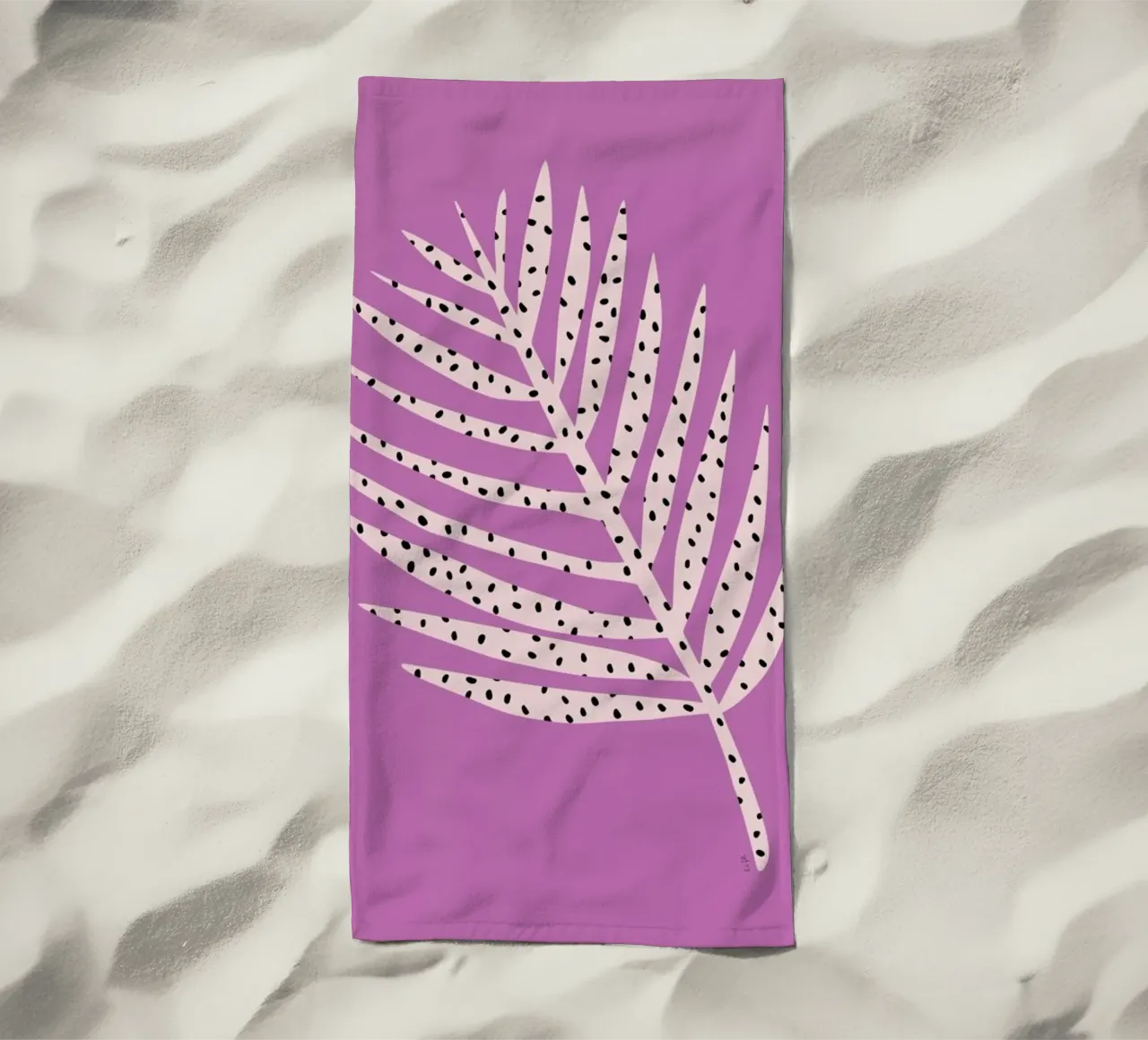 Palm Dot Leaf in Purple telo mare da Linda Gobeta