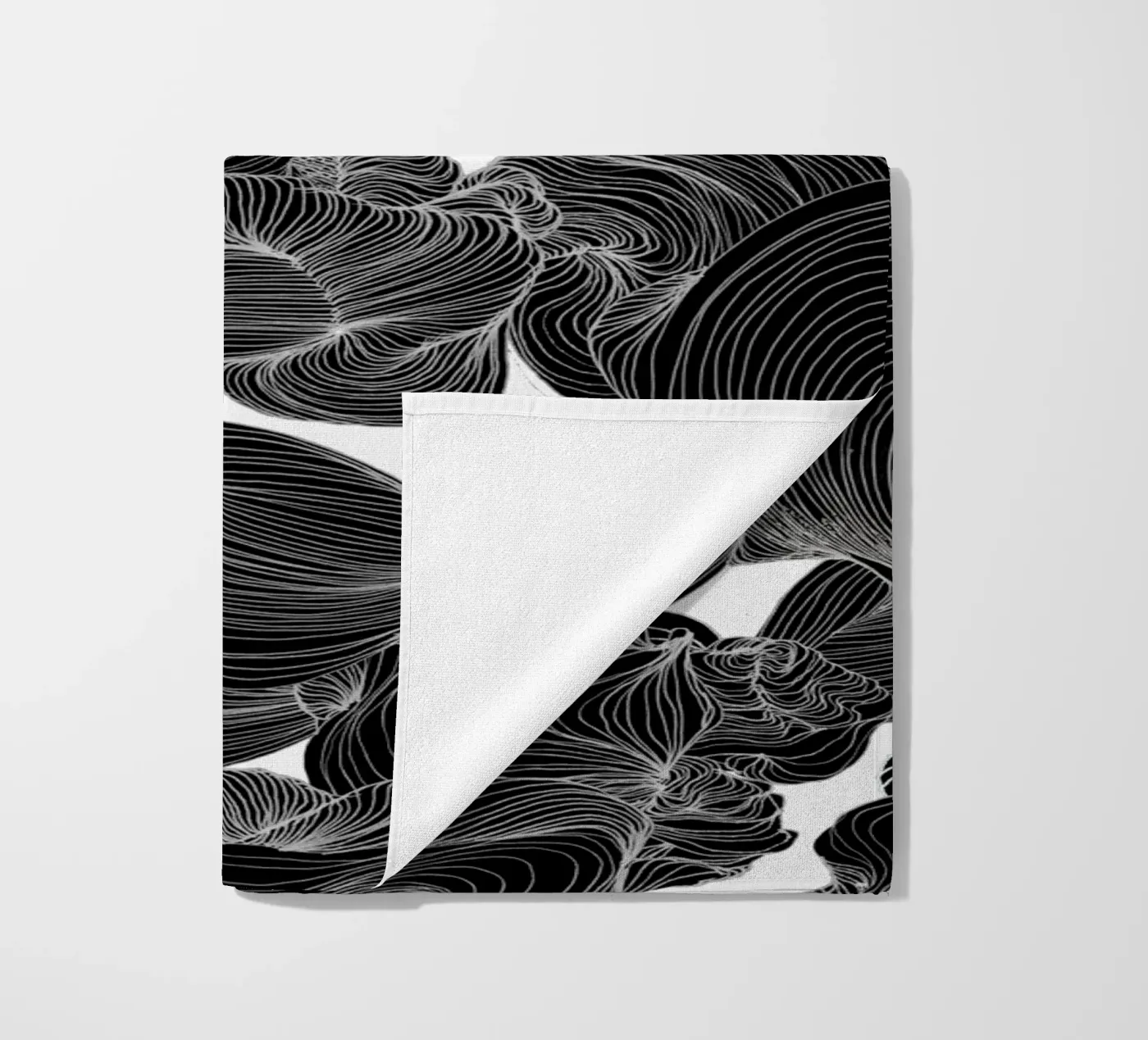 black1 telo mare da Giulio Iurissevich