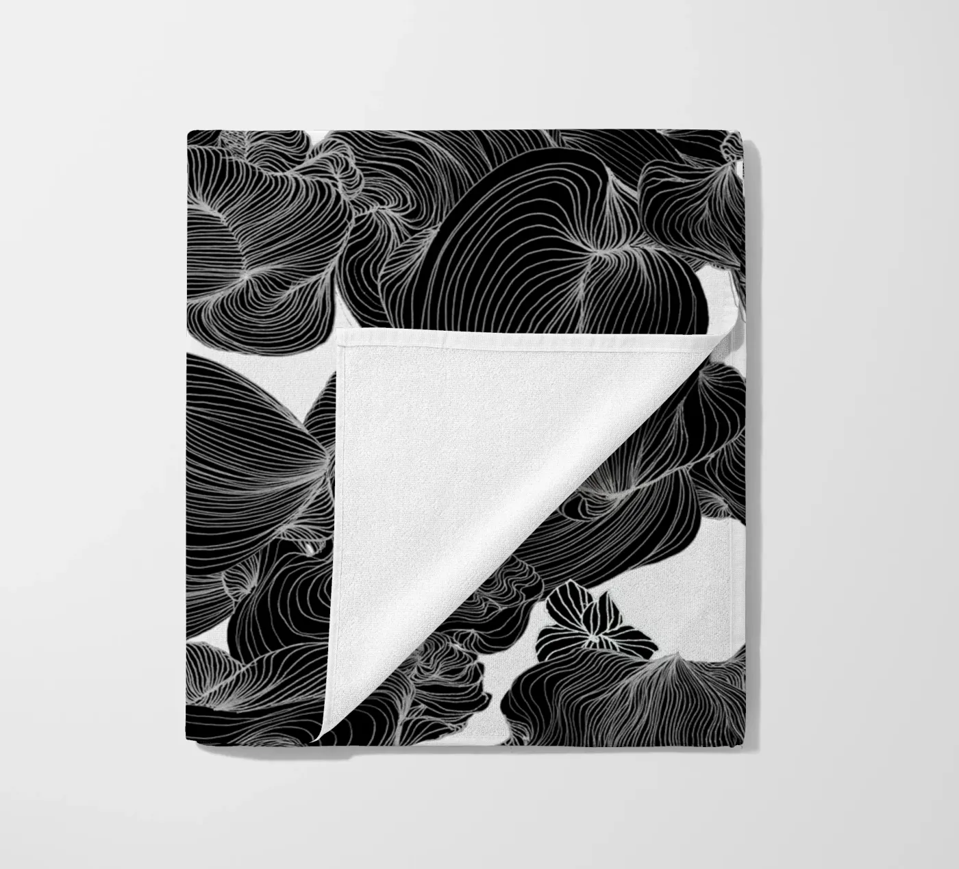 black1 telo mare da Giulio Iurissevich