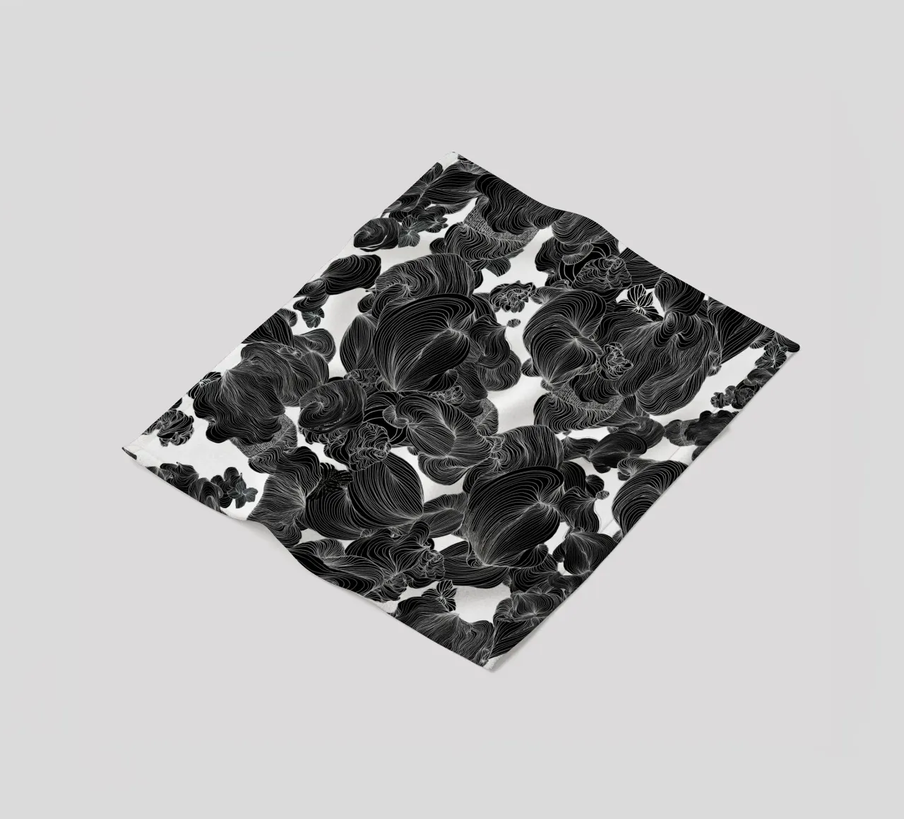 nero1 coperta in pile da Giulio Iurissevich