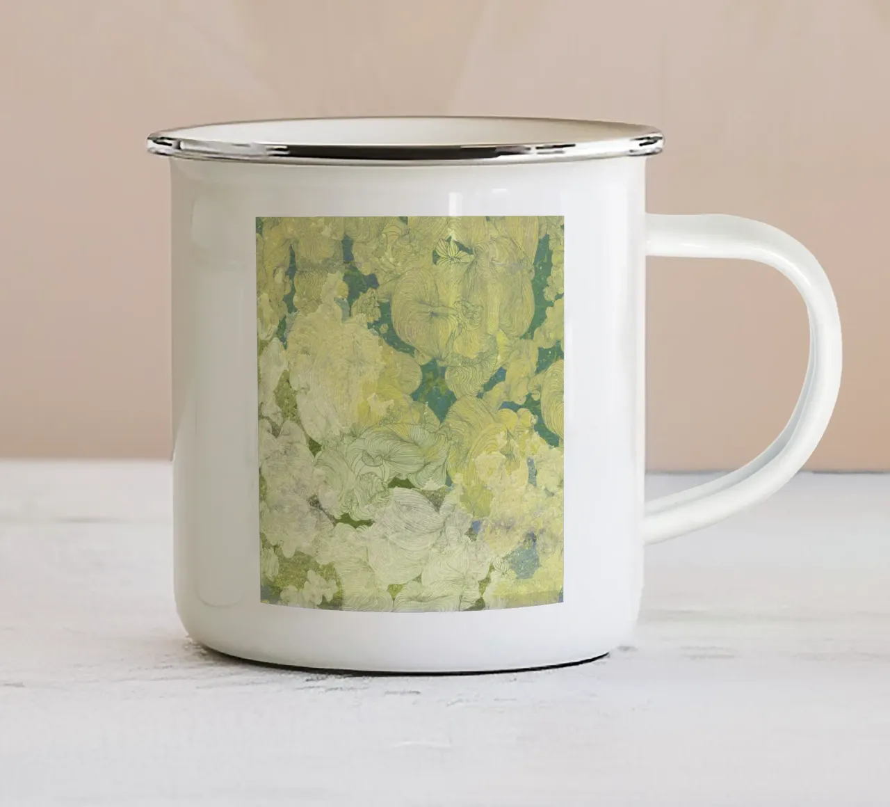 giallo tazza in smalto da Giulio Iurissevich