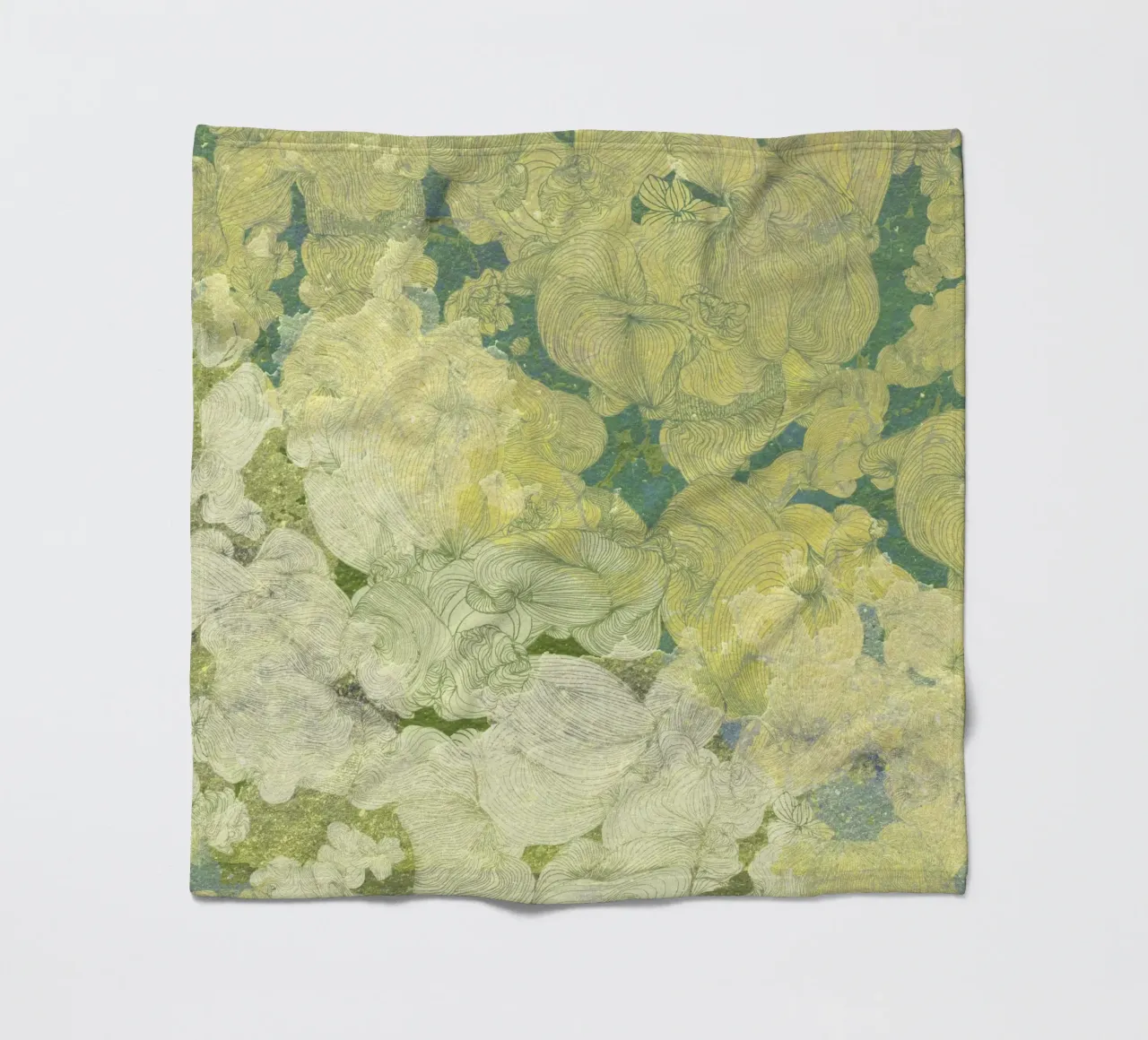 giallo coperta in pile da Giulio Iurissevich