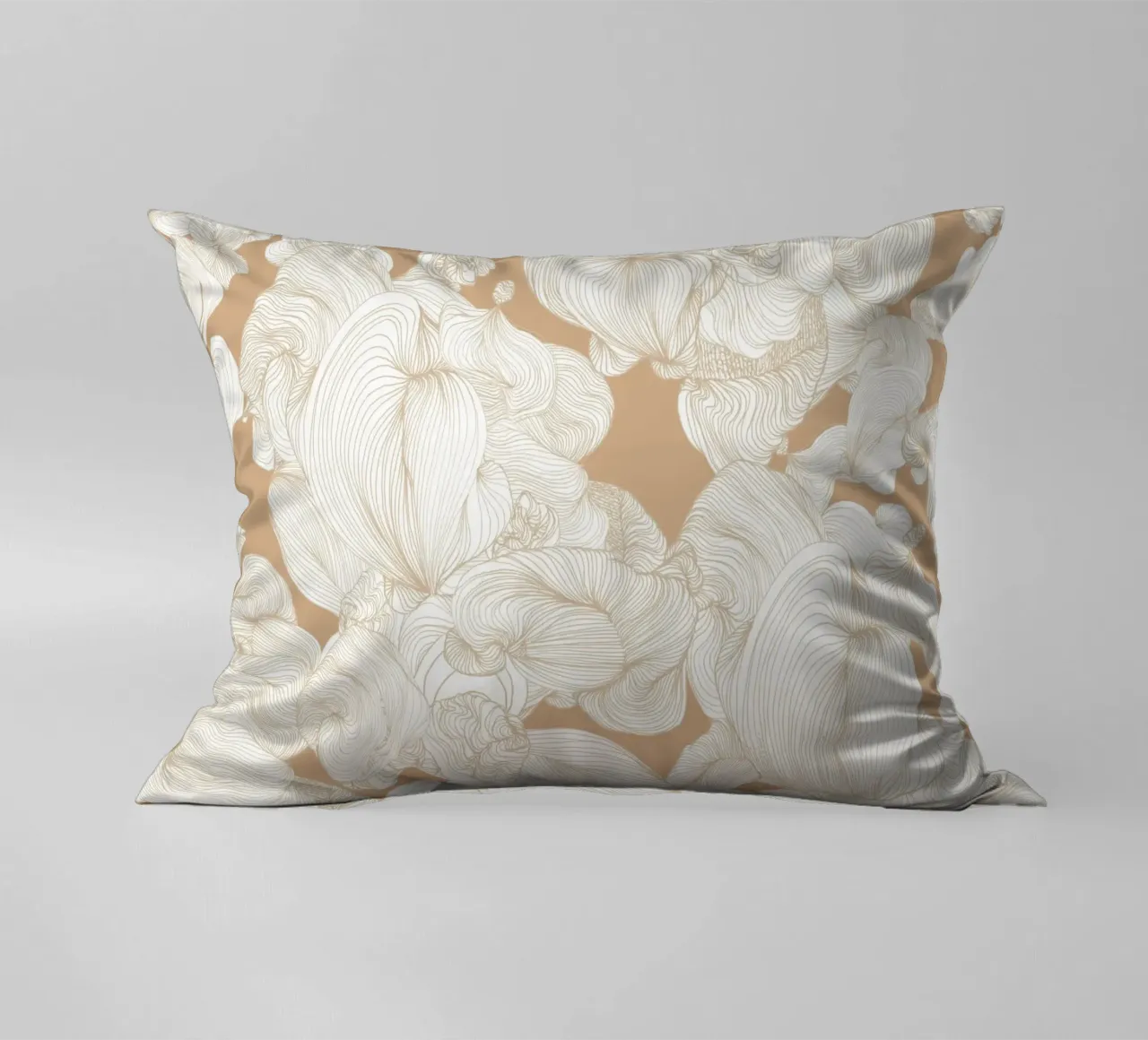 maron decorative cushion by Giulio Iurissevich