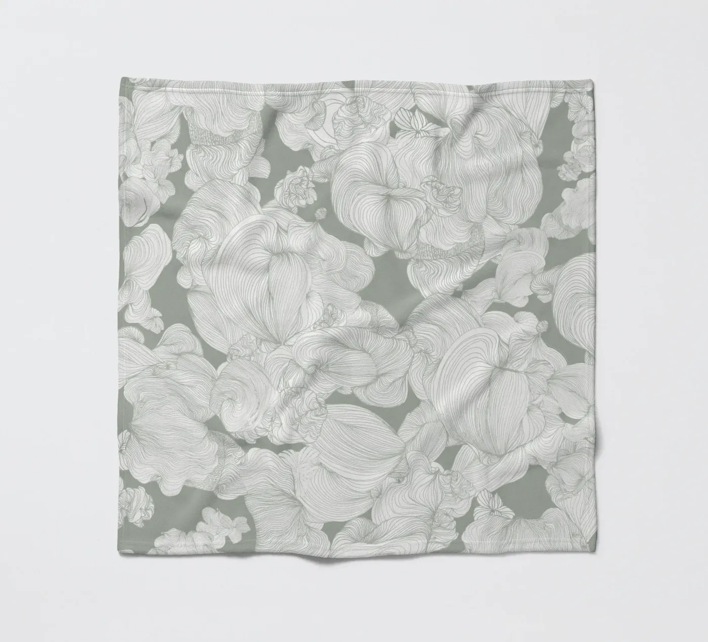 olive Fleecedecke von Giulio Iurissevich