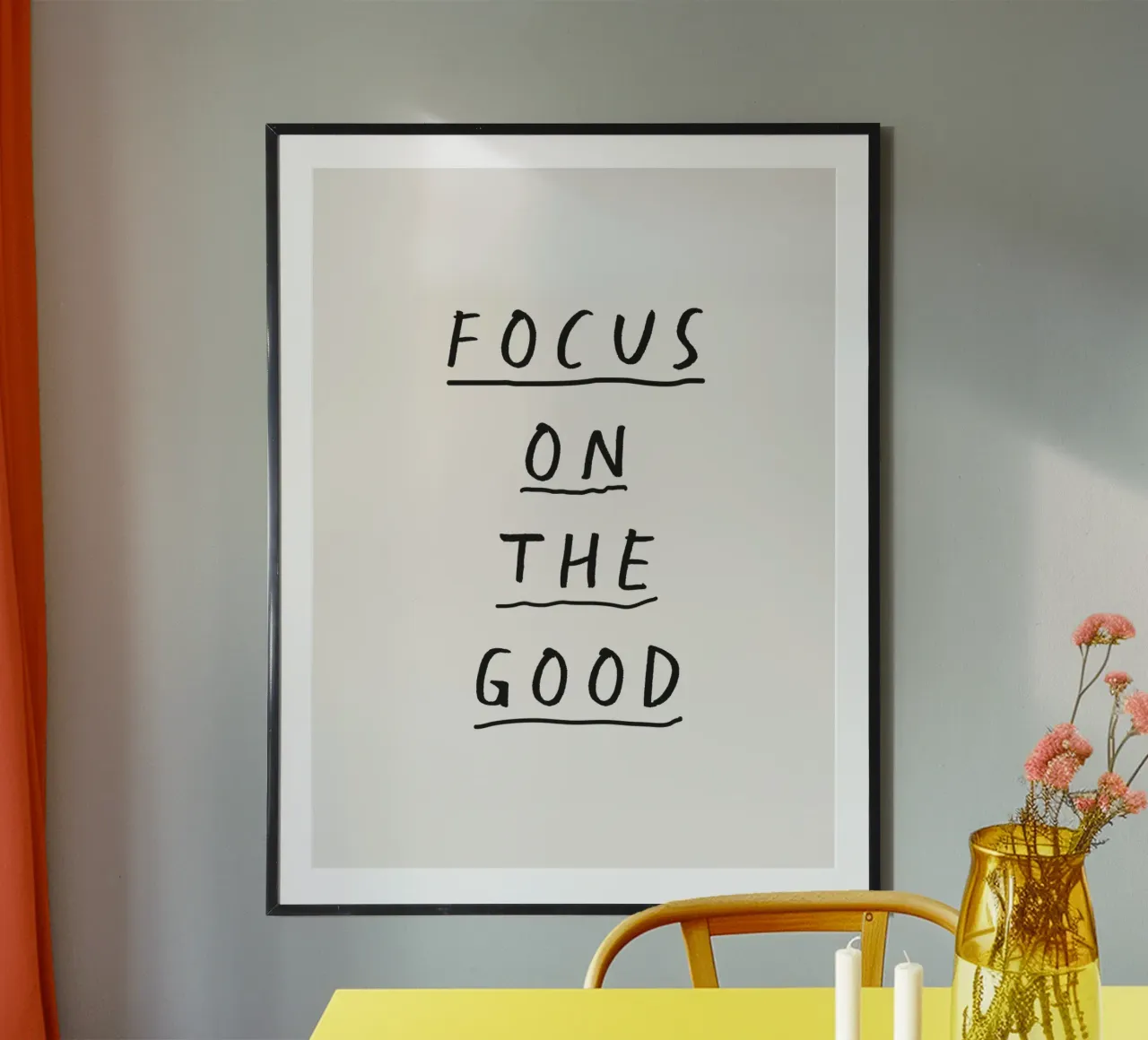 Focus sul bene Design tipografico estroso disegnato a mano poster con telaio in alluminio da THE MOTIVATED TYPE