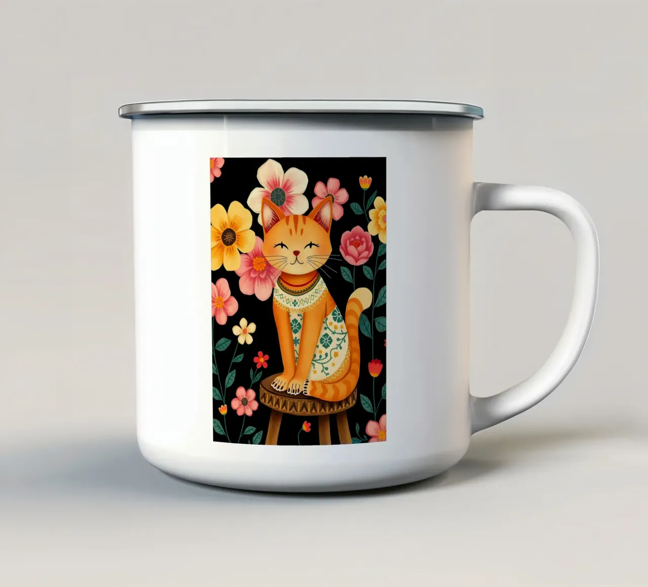 Gatto su una sedia nel giardino floreale tazza in smalto da COLLEEN CRAFTS