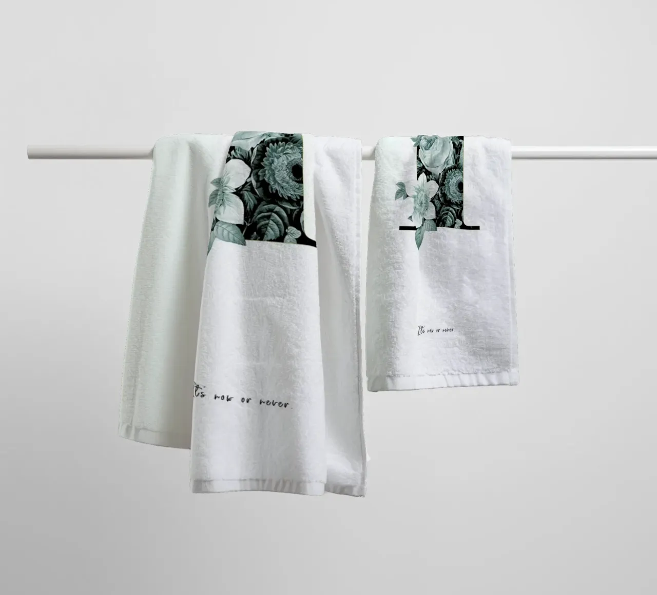 Flower Alphabet - I asciugamano da bagno da Froilein Juno