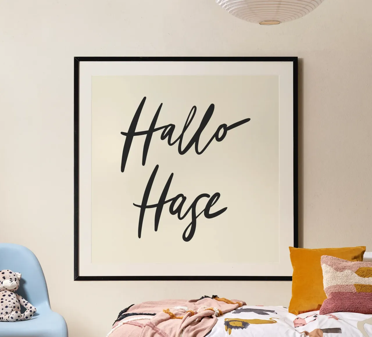 Hallo Hase poster con telaio in legno da All Colours