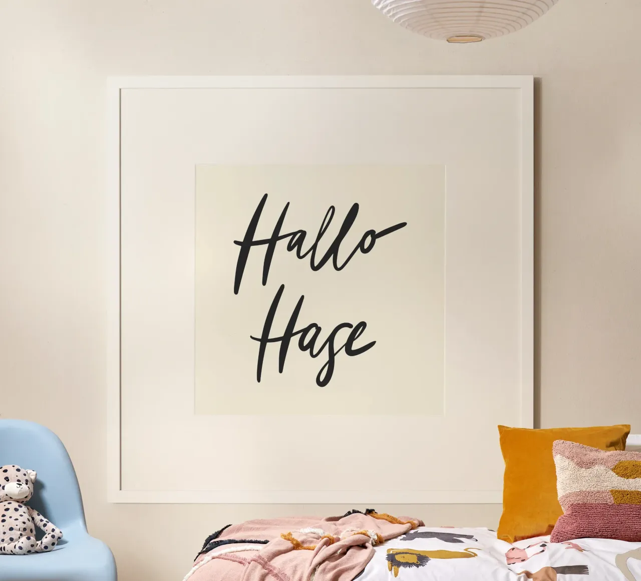 Hallo Hase poster con telaio in legno da All Colours