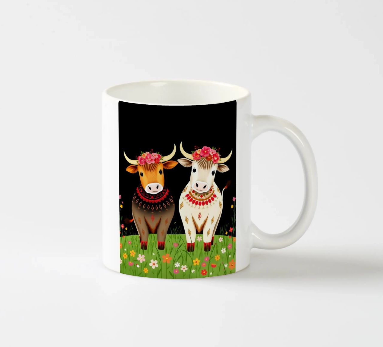 Mucche Highland in un prato selvaggio tazza in ceramica da COLLEEN CRAFTS