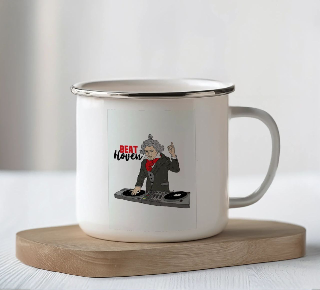 Beathoven tazza in smalto da Nick Cocozza