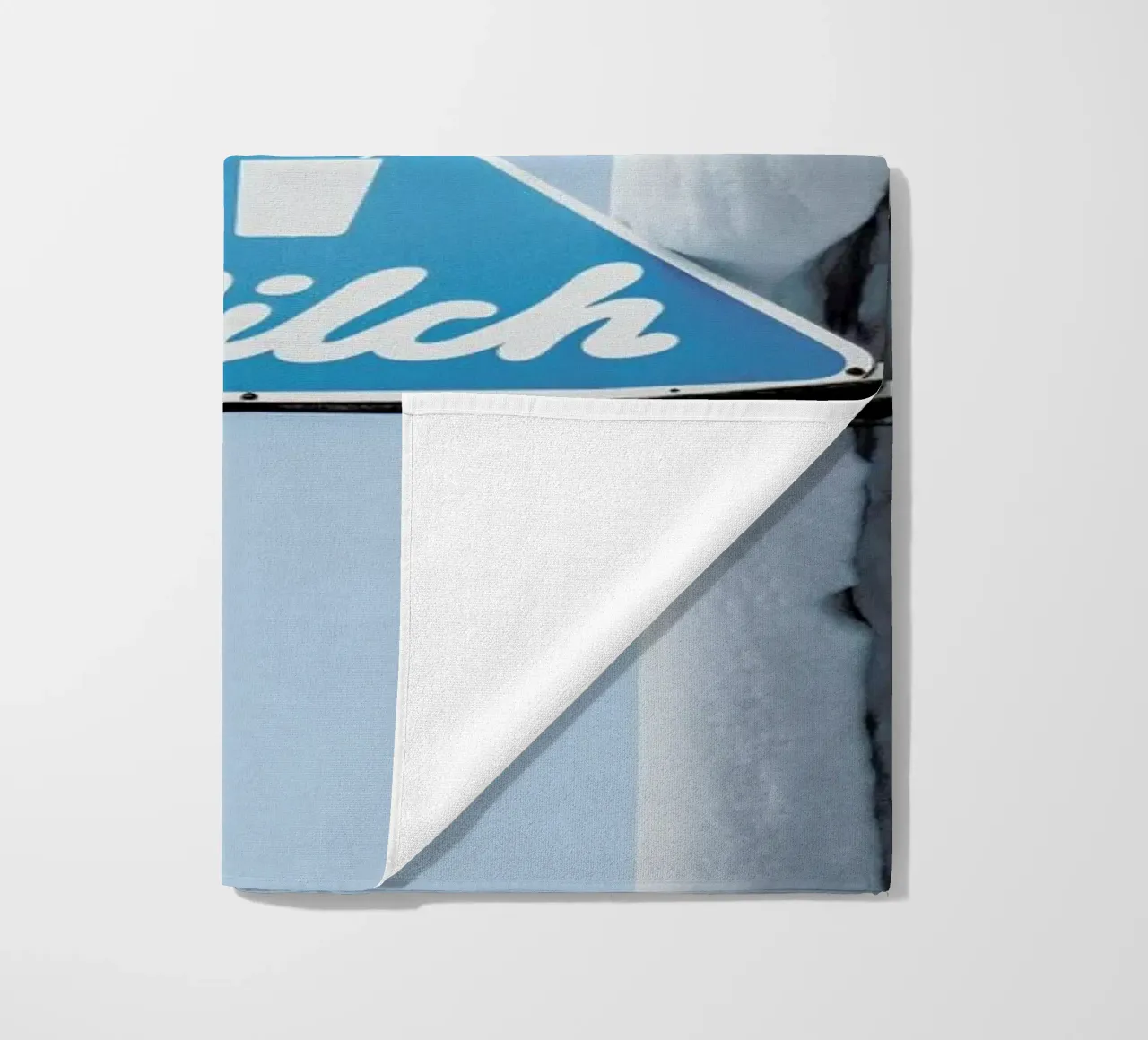 Milch telo mare da Chris Abatzis