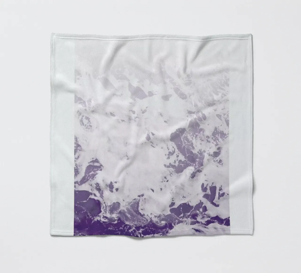 Purple Ocean coperta in pile da Nordic Creators