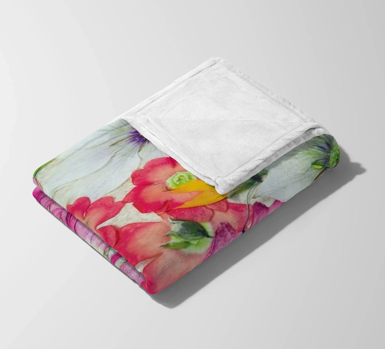 Fragile Flowers coperta in pile da Curious Collections by Marielle Leenders