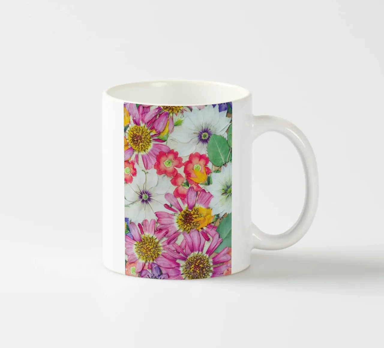 Fragile Flowers tazza in ceramica da Curious Collections by Marielle Leenders