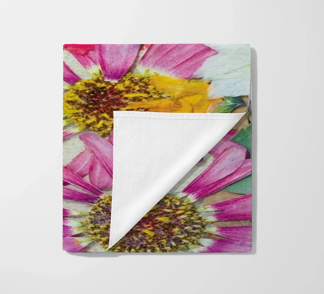 Fragile Flowers telo mare da Curious Collections by Marielle Leenders
