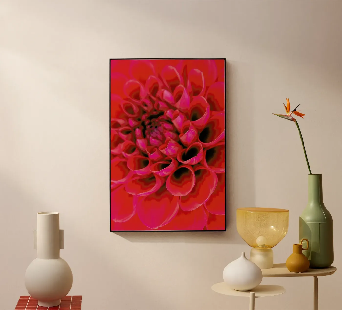 Red Dahlia plexiglass da Curious Collections by Marielle Leenders