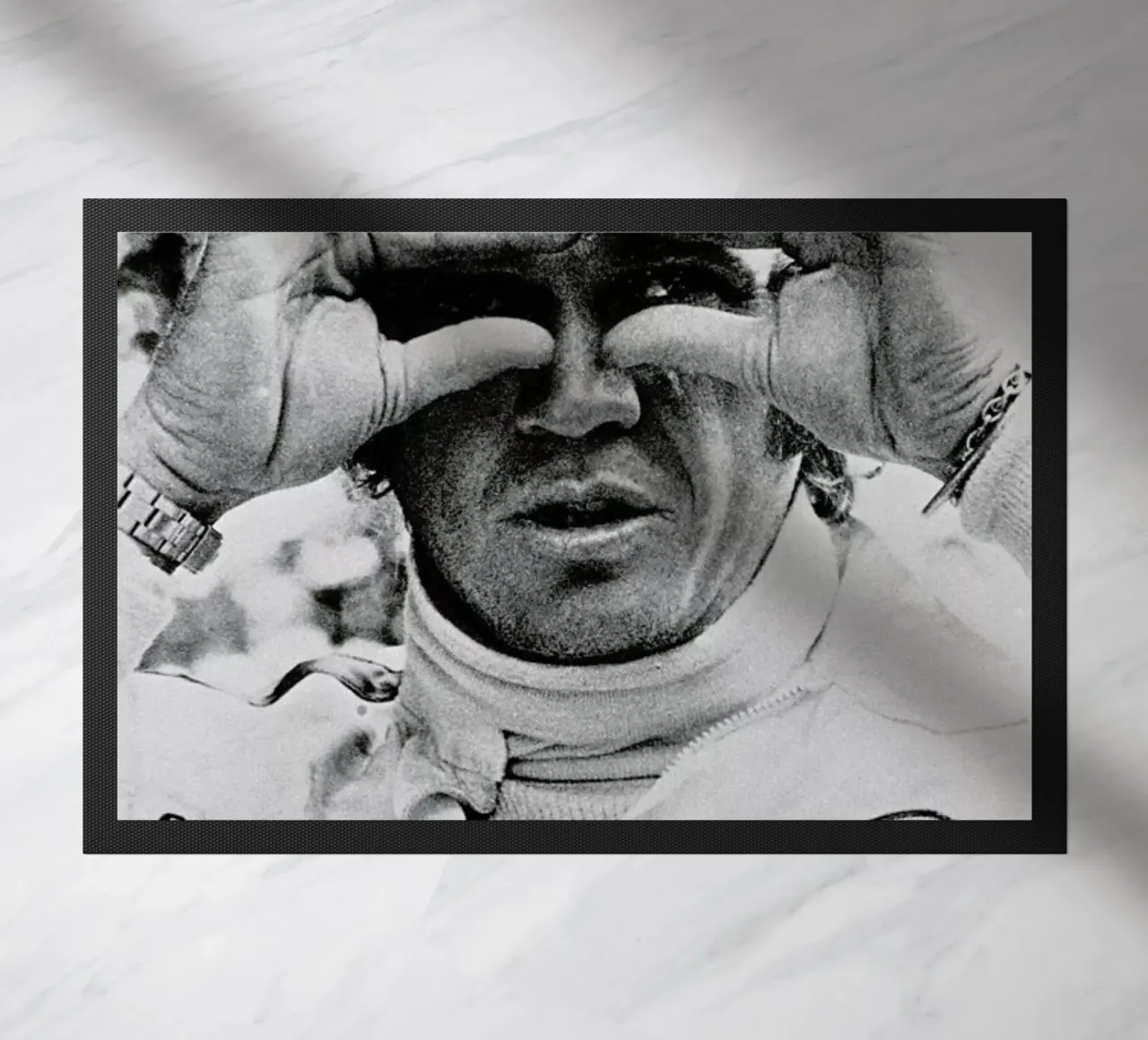 Steve McQueen in Le Mans, 1971 zerbino da Gallery Print and Art Limited