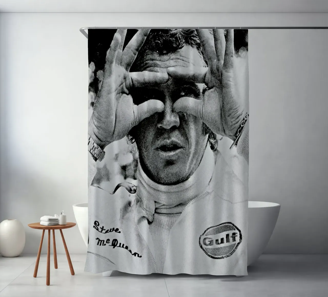 Steve McQueen in Le Mans, 1971 tenda da doccia da Gallery Print and Art Limited