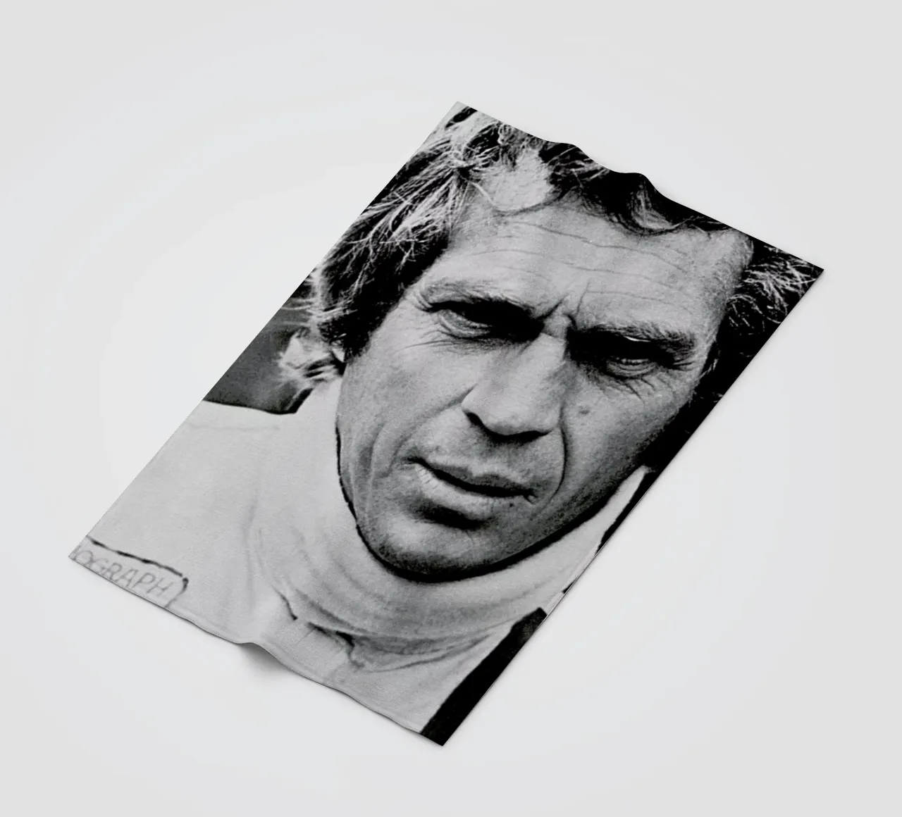 Steve McQueen in Le Mans 2, 1971 coperta in pile da Gallery Print and Art Limited