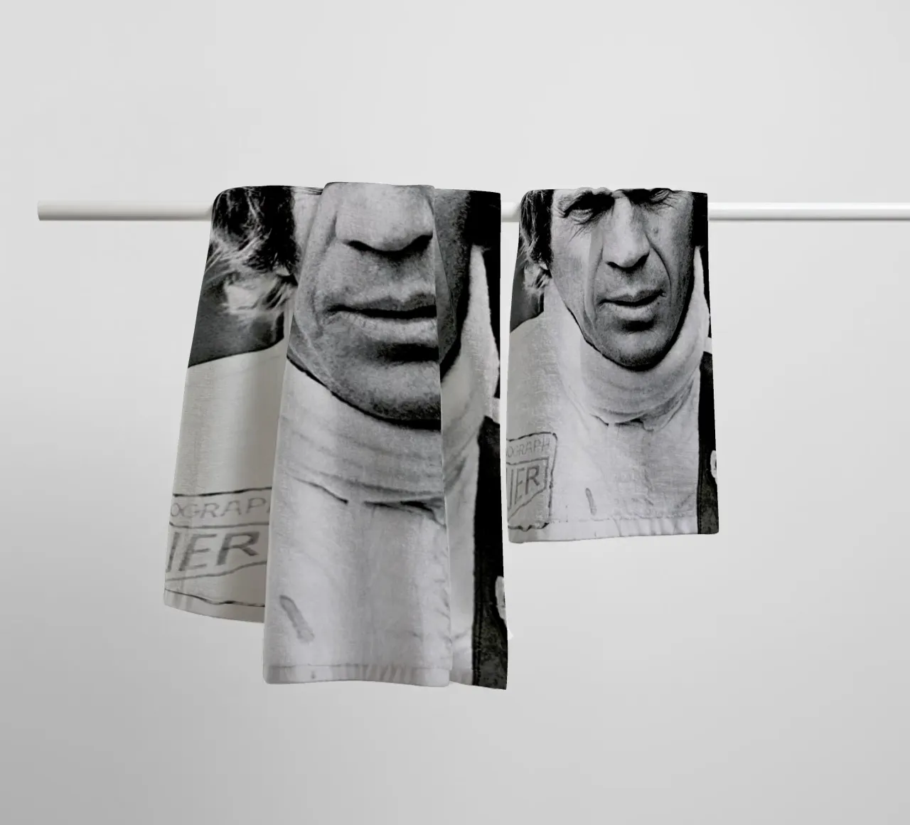 Steve McQueen in Le Mans 2, 1971 asciugamano da bagno da Gallery Print and Art Limited