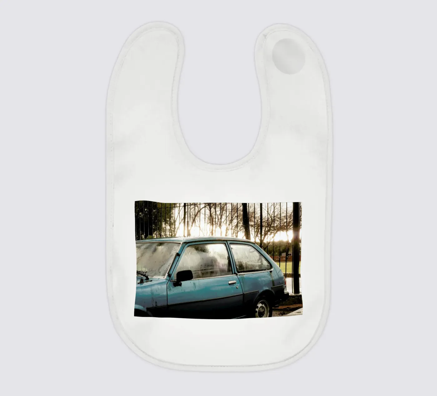 DSC8990 bavaglino da Dustin Janko