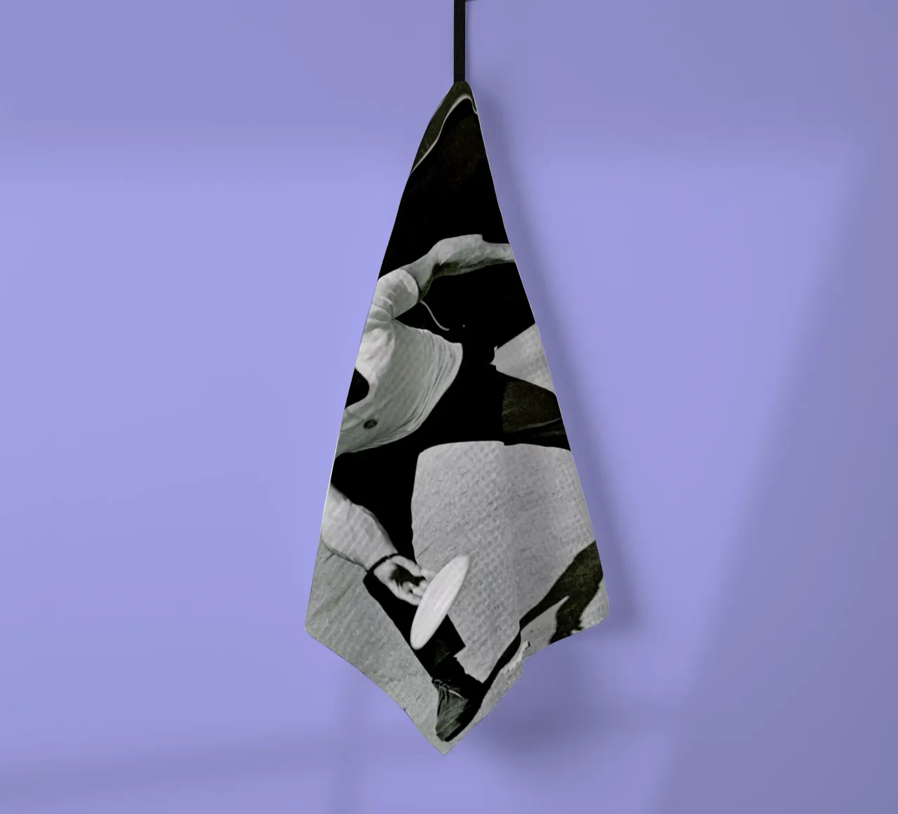 Steve McQueen Playing Frisbee canovaccio da cucina da Gallery Print and Art Limited