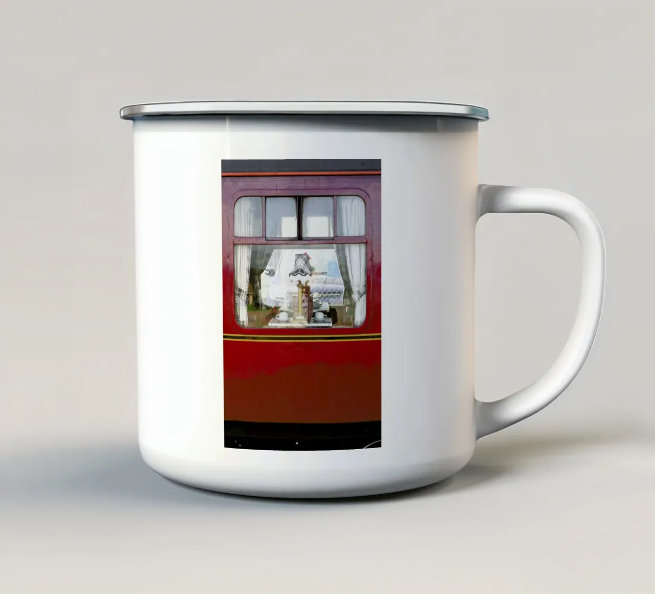 Jacobite Express Steam tazza in smalto da Anja Hebrank Photography