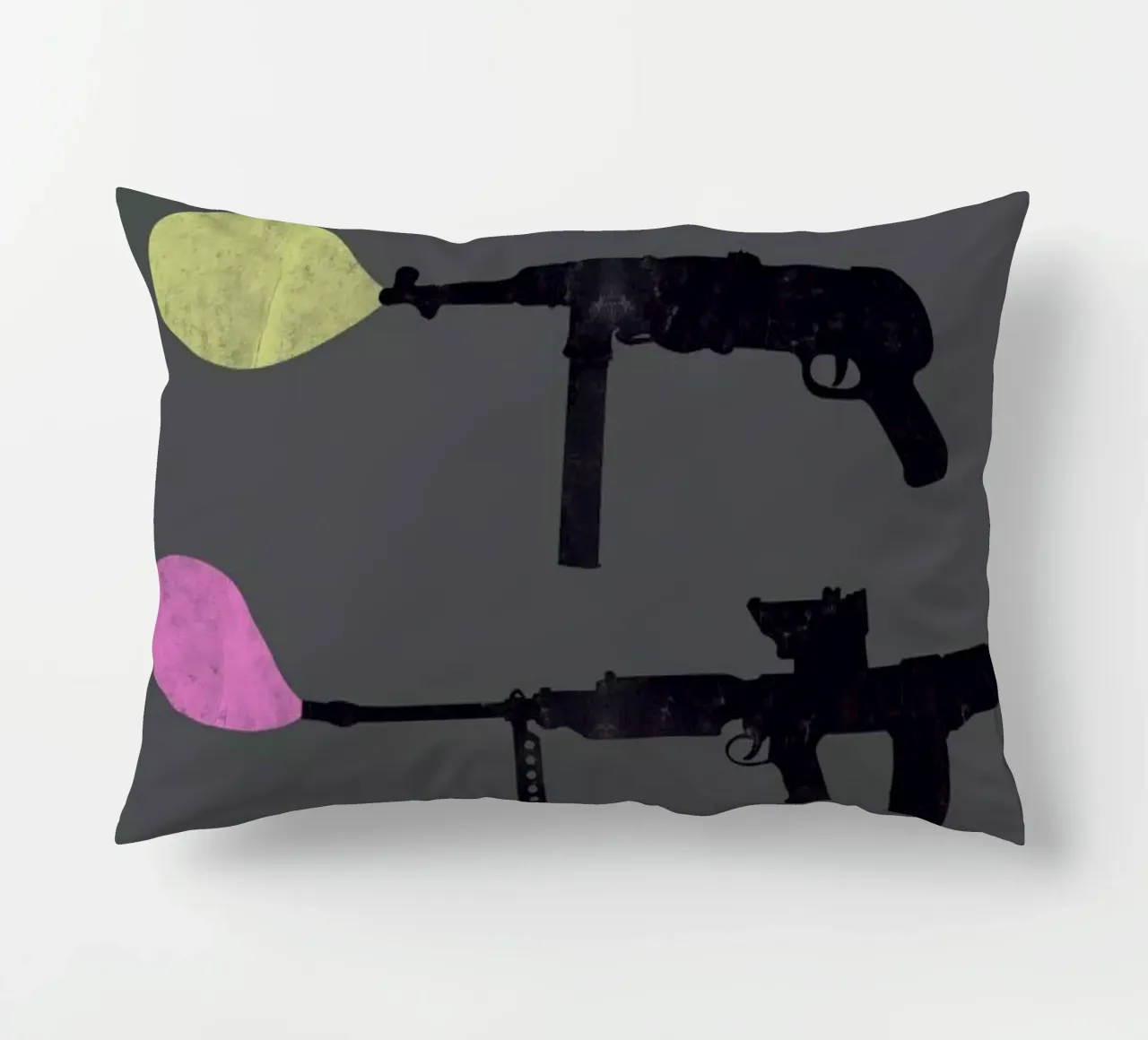 Bubble Guns cuscino da Tobe Fonseca