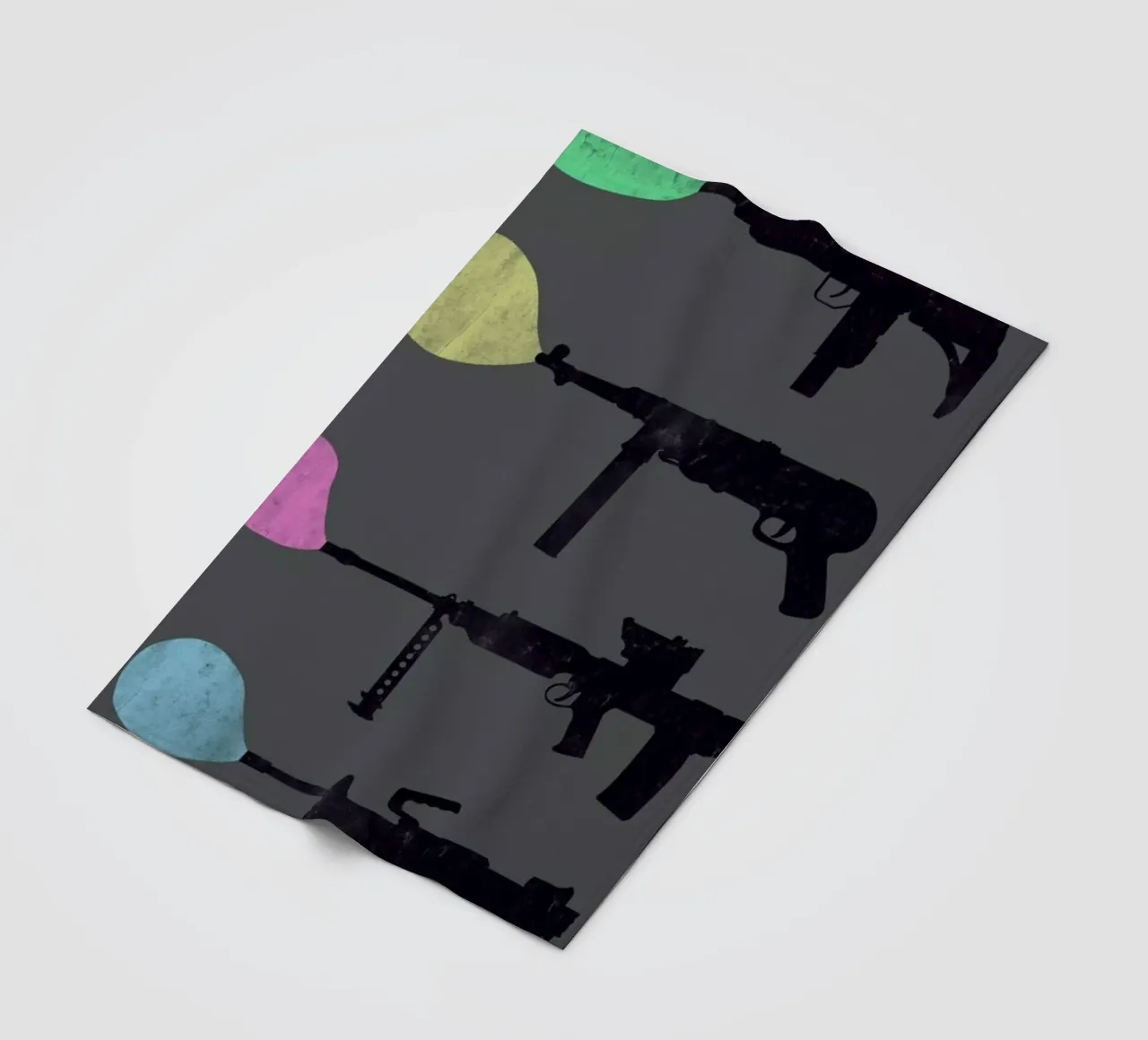 Bubble Guns Fleecedecke von Tobe Fonseca