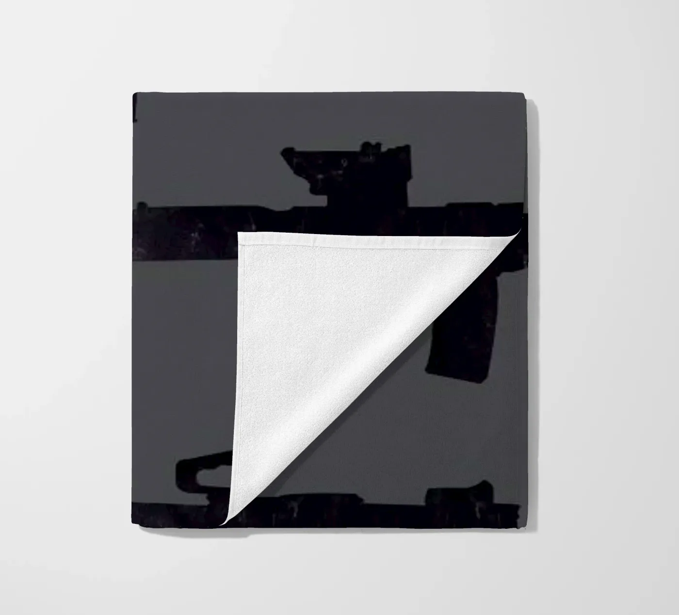 Bubble Guns Strandtuch von Tobe Fonseca