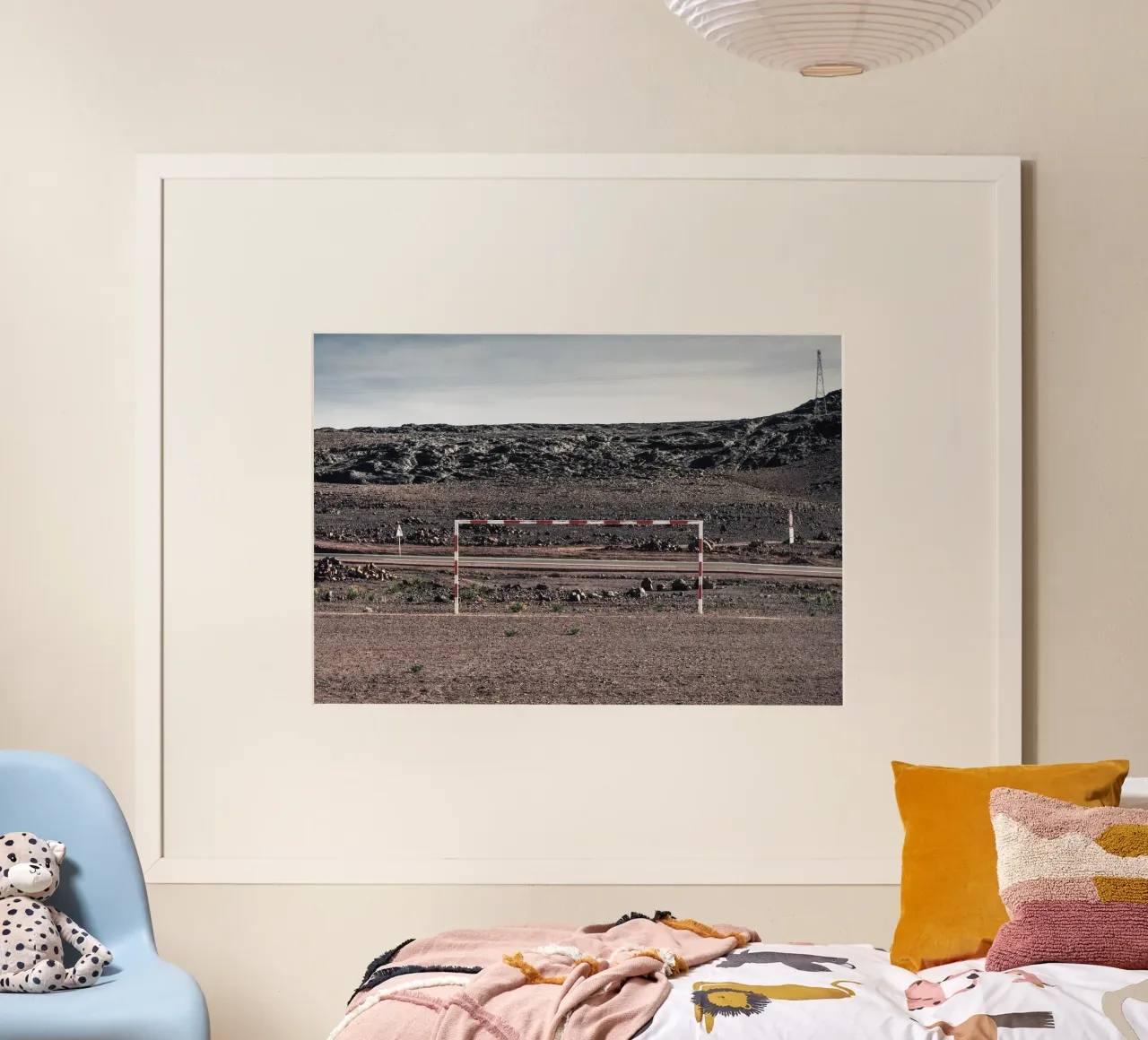 Mania Football Courts 1 Tazentout (Morocco) poster con telaio in legno da Mania Print Collection