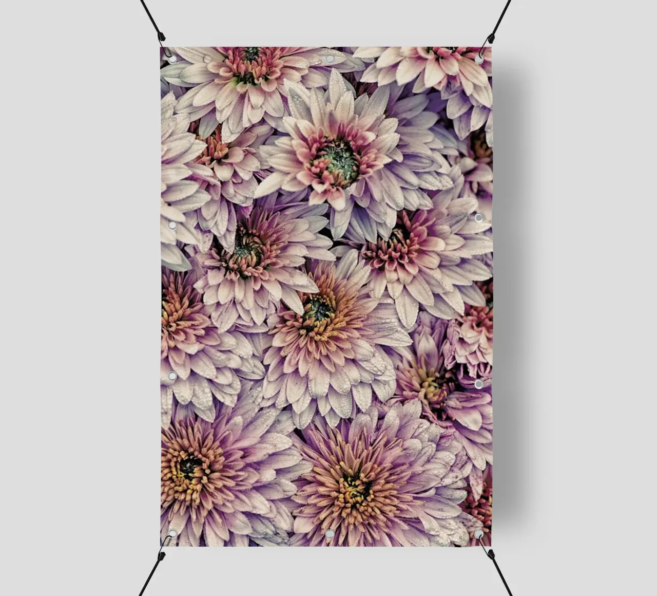 Wheeping Chrysanthemums telo in pvc da Curious Collections by Marielle Leenders
