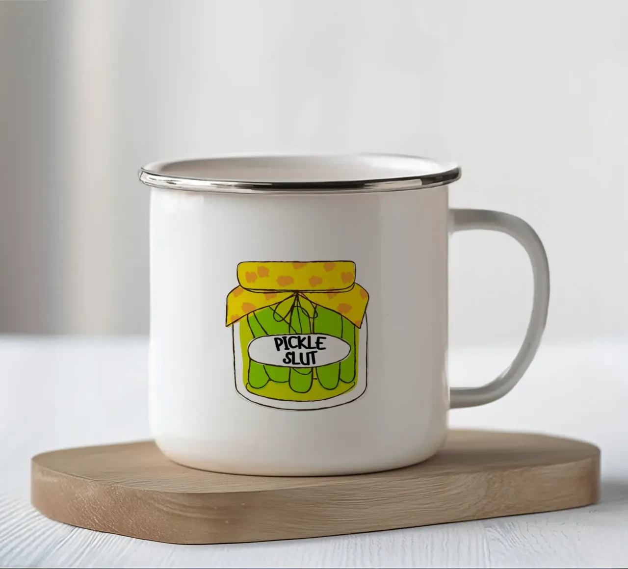 Divertente barattolo di sottaceti tazza in smalto da ArtDesign by KBK