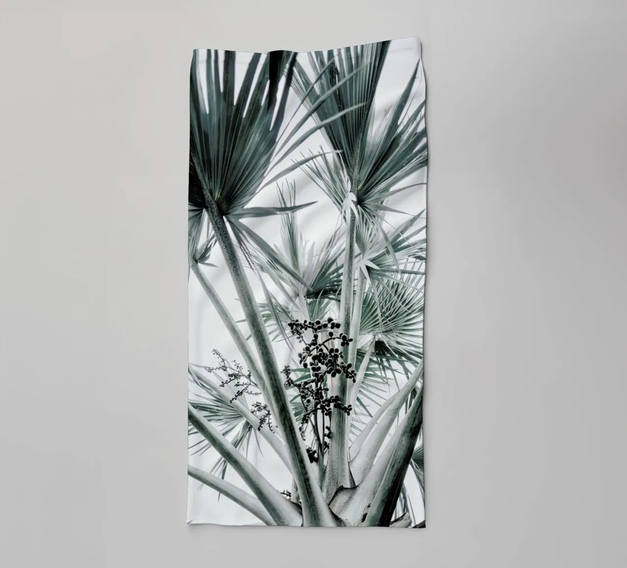 Beach Palm Fruits asciugamano da bagno da Chris Abatzis