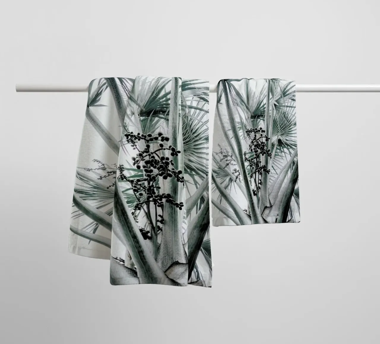 Beach Palm Fruits asciugamano da bagno da Chris Abatzis